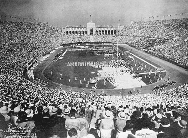 Церемония открытия Олимпийских игр в Лос-Анджелесе