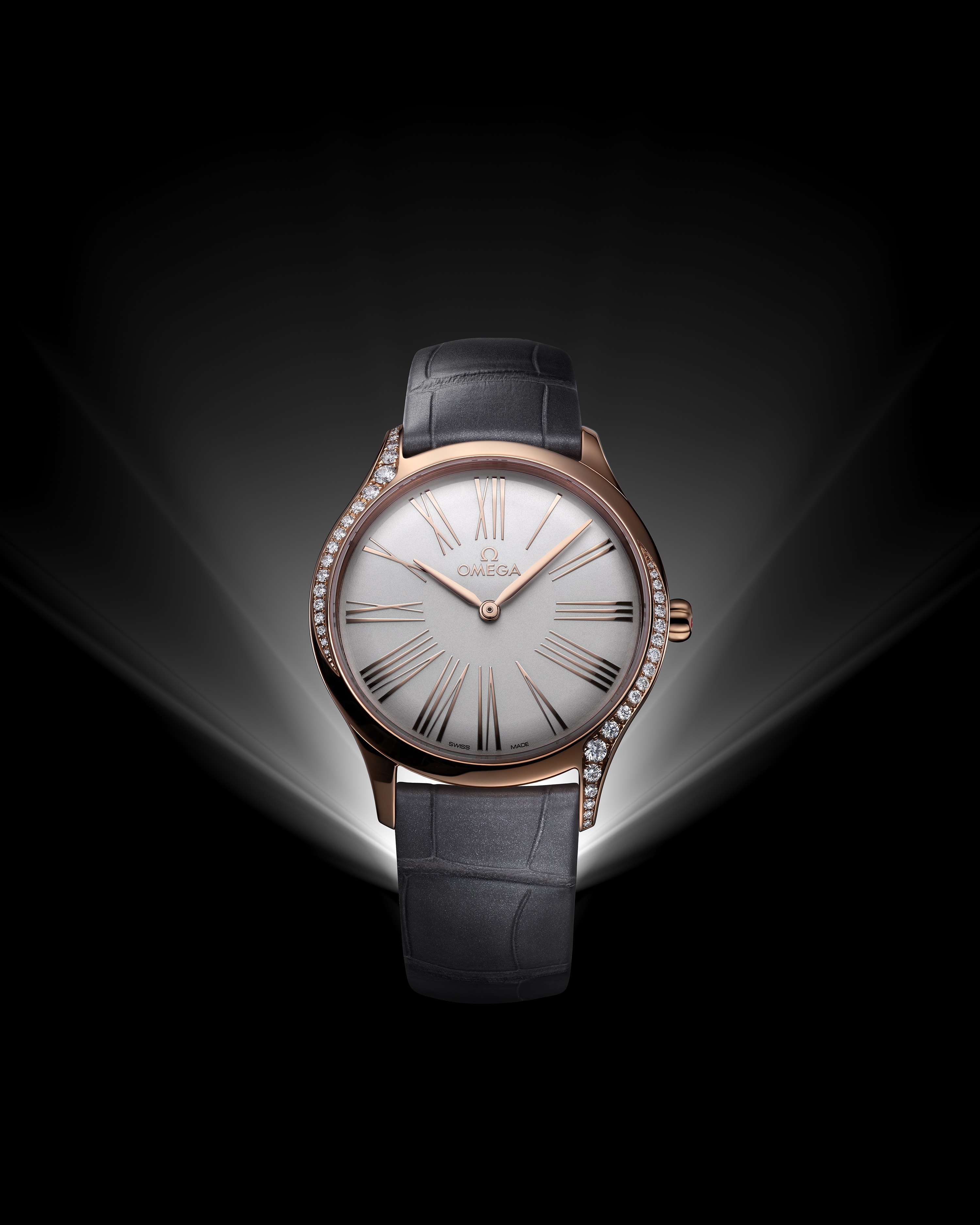 De Ville Trésor 36 mm, Sedna™ gold on leather strap - 428.58.36.60.02 ...