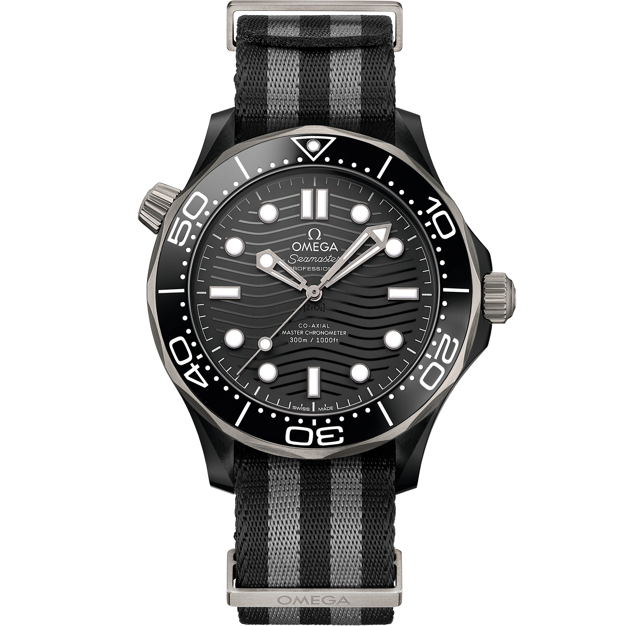 Seamaster 43,5 mm, céramique noire sur bracelet NATO - 210.92.44.20.01.002